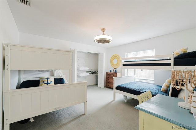 240 N Country Club Drive, Crystal River, FL 34429