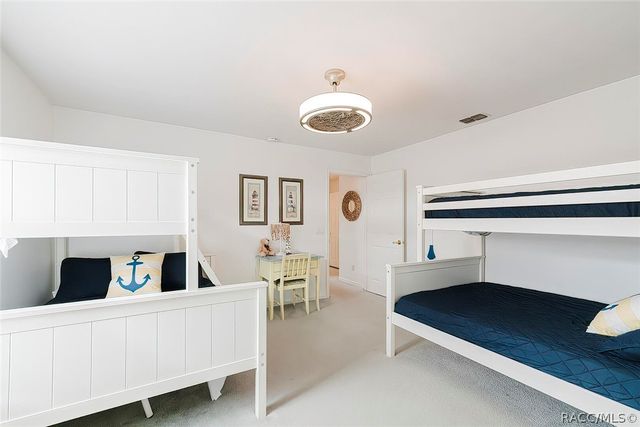 240 N Country Club Drive, Crystal River, FL 34429