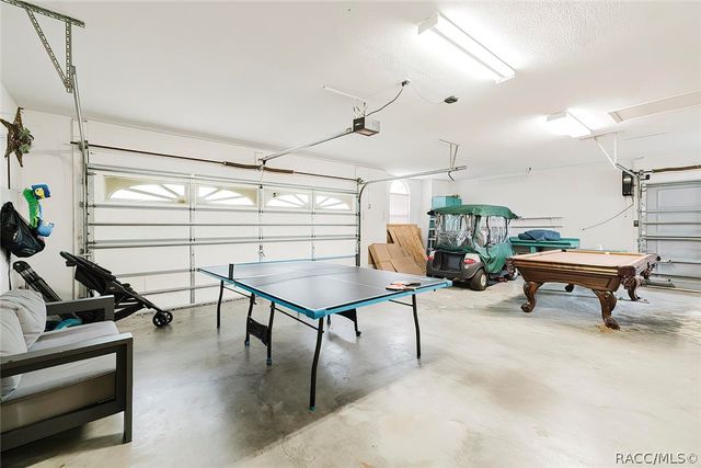 240 N Country Club Drive, Crystal River, FL 34429