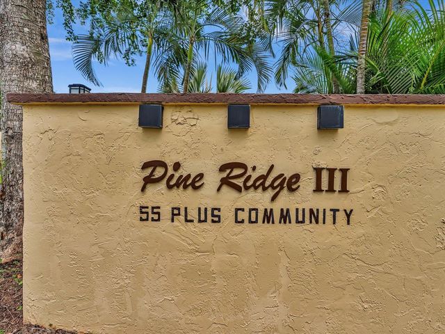 342 Pine Ridge Circle D-2, Greenacres, FL 33463