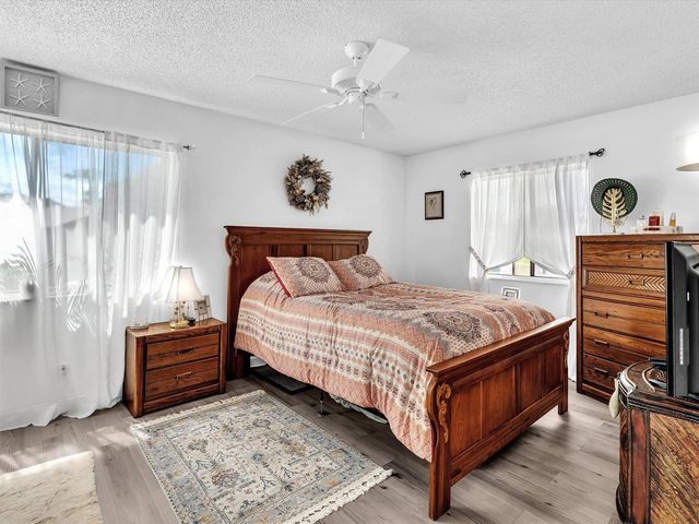342 Pine Ridge Circle D-2, Greenacres, FL 33463