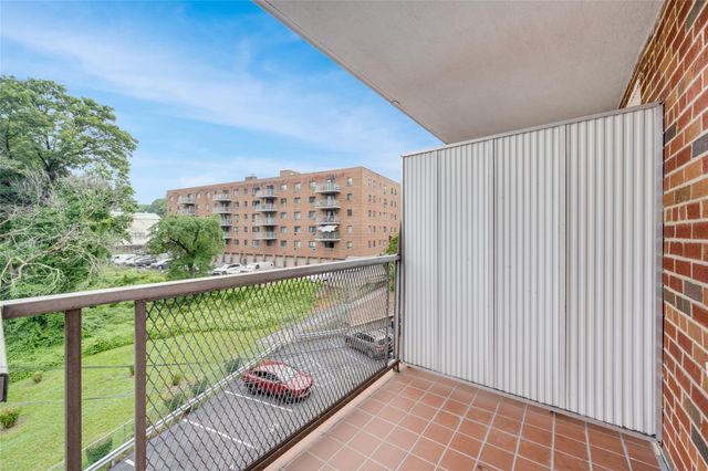 510 Midland Avenue 3L, Yonkers, NY 10704