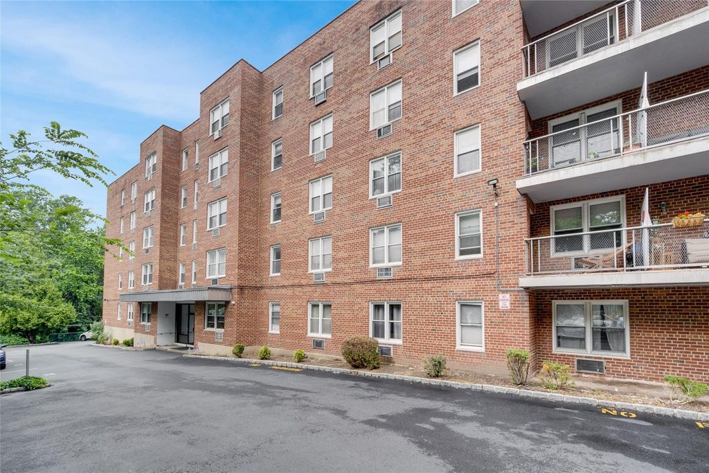 510 Midland Avenue 3L, Yonkers, NY 10704
