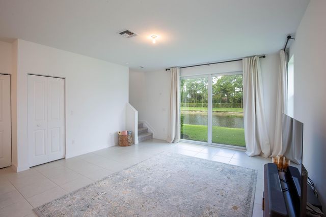 5331 Flannigan Way, Lake Worth, FL 33463