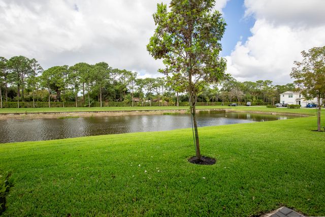 5331 Flannigan Way, Lake Worth, FL 33463