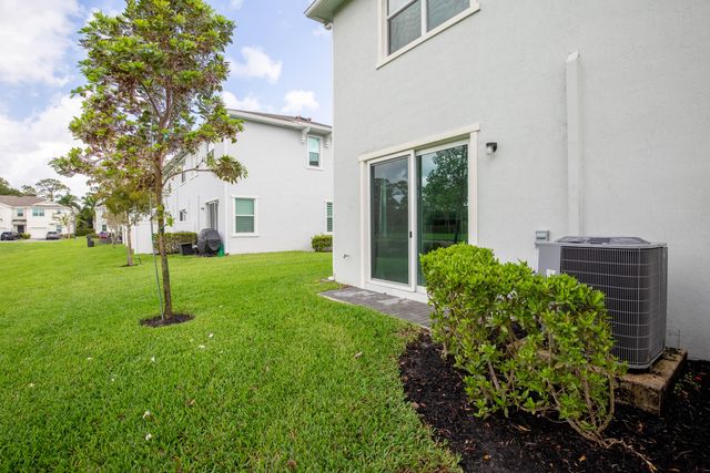 5331 Flannigan Way, Lake Worth, FL 33463