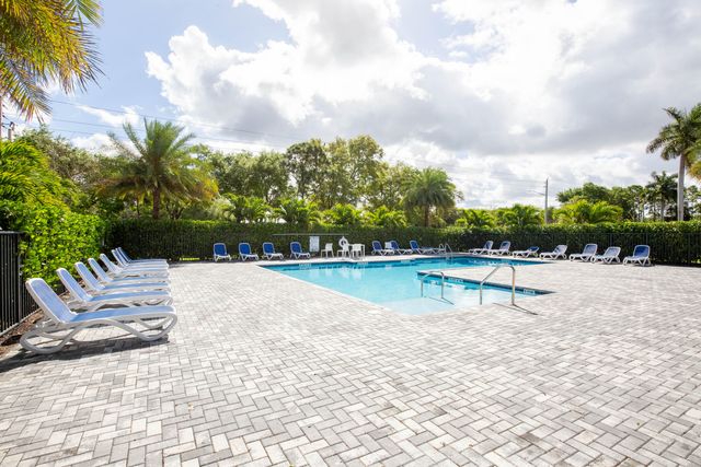5331 Flannigan Way, Lake Worth, FL 33463