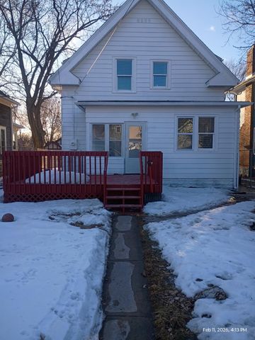 2806 Humboldt Avenue N, Minneapolis, MN 55411