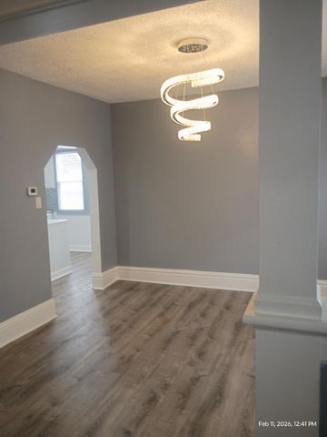 2806 Humboldt Avenue N, Minneapolis, MN 55411