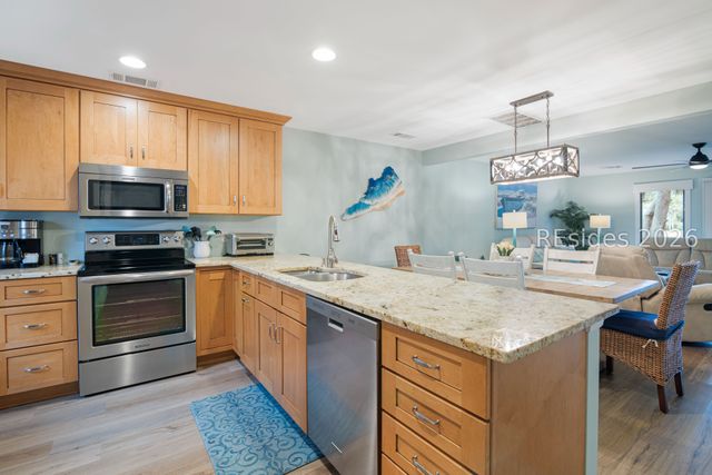 45 Queens Folly Rd Apt 737, Hilton Head Island, SC 29928