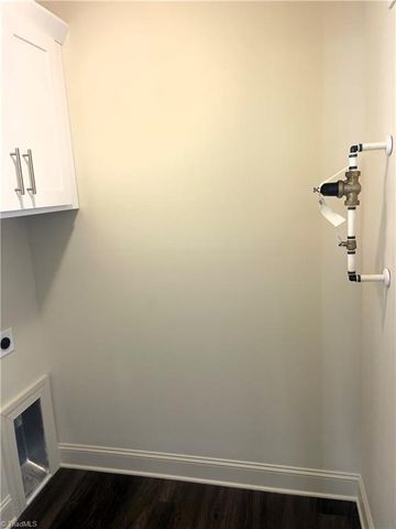 526 White Oak Street, High Point, NC 27260