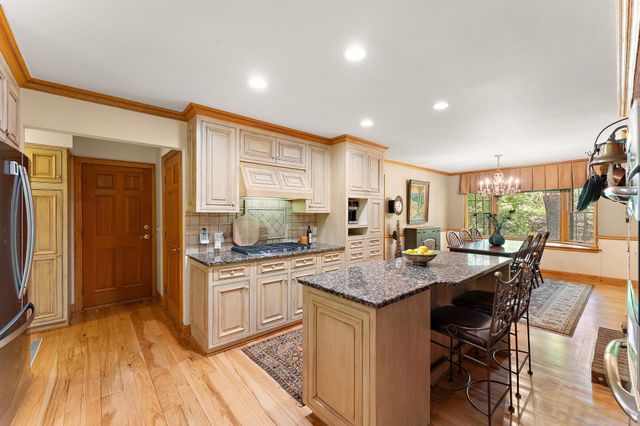 13040 132nd Street W, Apple Valley, MN 55124