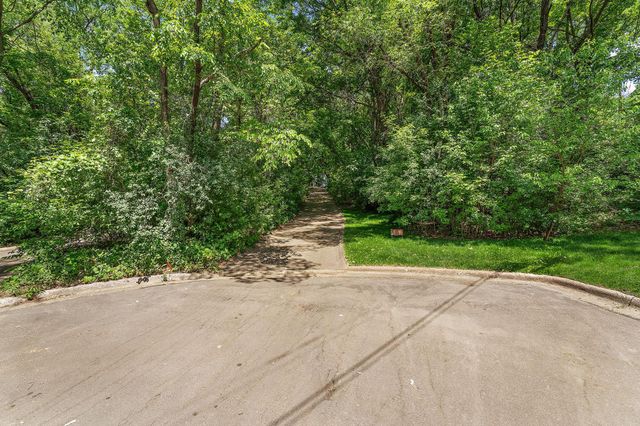 13040 132nd Street W, Apple Valley, MN 55124