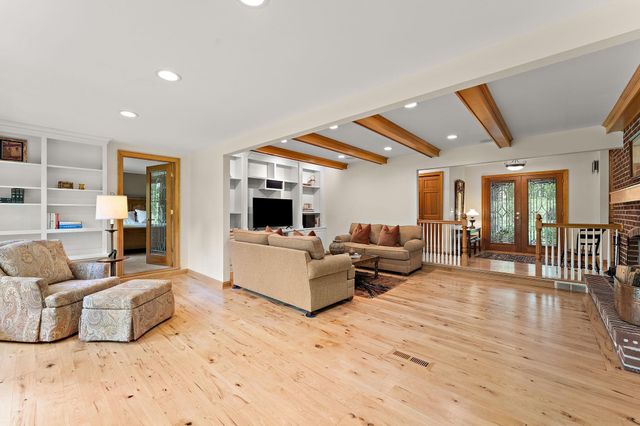 13040 132nd Street W, Apple Valley, MN 55124