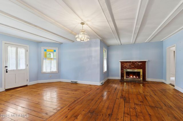 304 Central Boulevard, Bayville, NJ 08721
