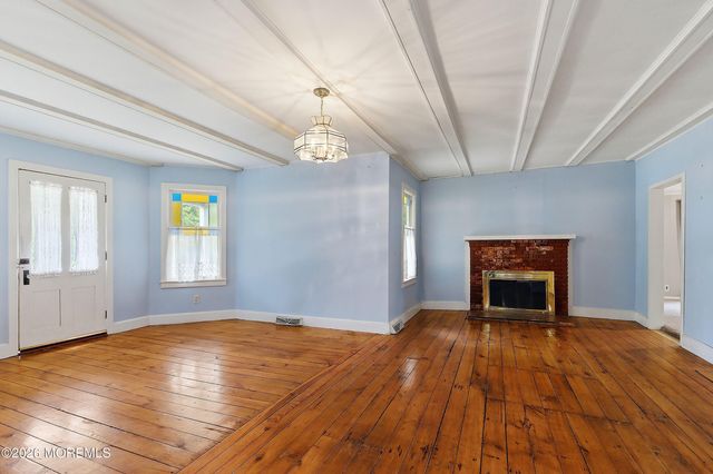 304 Central Boulevard, Bayville, NJ 08721