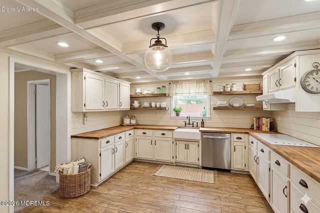 304 Central Boulevard, Bayville, NJ 08721