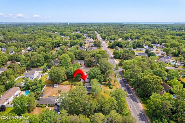 304 Central Boulevard, Bayville, NJ 08721