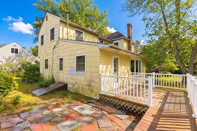 304 Central Boulevard, Bayville, NJ 08721