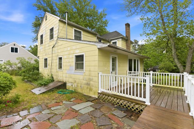 304 Central Boulevard, Bayville, NJ 08721