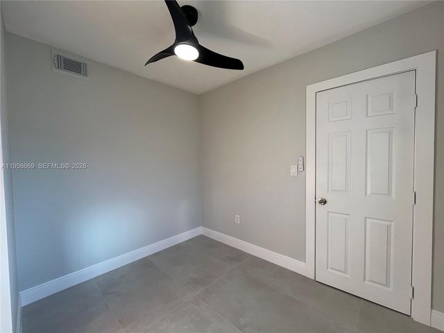 9200 SW 54th St, Cooper City, FL 33328