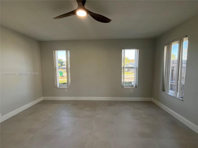 9200 SW 54th St, Cooper City, FL 33328