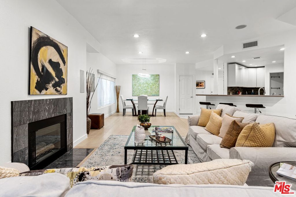 Image 2 of property listing at 1160 Granville Avenue 108, Los Angeles, CA 90049