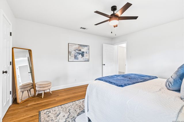 5902 FOREST CV, San Antonio, TX 78240
