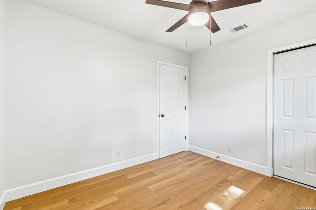 5902 FOREST CV, San Antonio, TX 78240