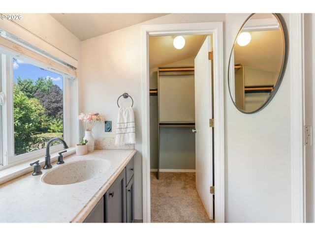 14877 Sw OREGON TRAIL Ln, Beaverton, OR 97006