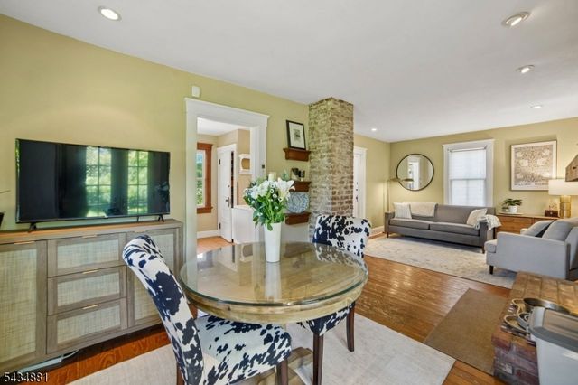 48 Mountain Ave, Mendham Boro, NJ 07945