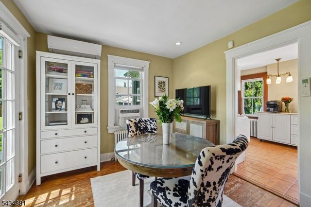 48 Mountain Ave, Mendham Boro, NJ 07945