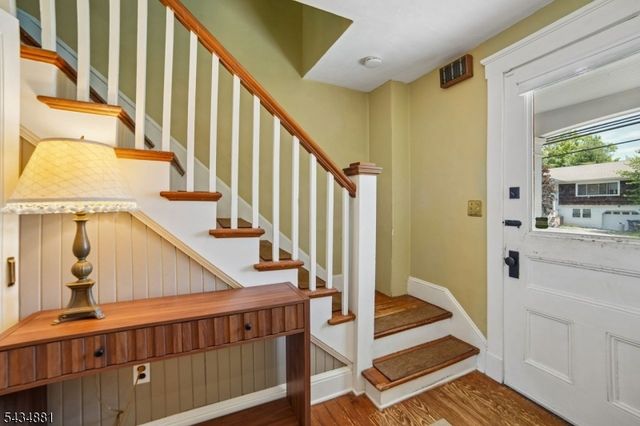 48 Mountain Ave, Mendham Boro, NJ 07945