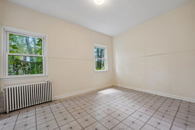 414 MONASTERY PL Rear, Union City, NJ 07087
