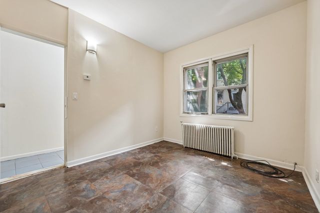 414 MONASTERY PL Rear, Union City, NJ 07087