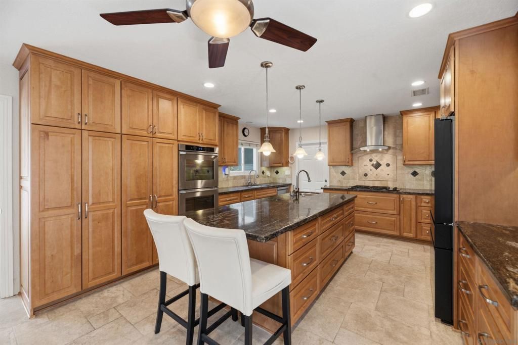 5162 Catoctin Dr, San Diego, CA 92115 — photo 2