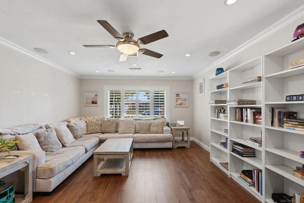 5162 Catoctin Dr, San Diego, CA 92115 — photo 5