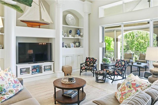 1066 Bailey RD, Sanibel, FL 33957