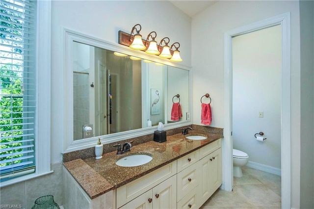 1066 Bailey RD, Sanibel, FL 33957