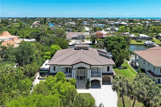 1066 Bailey RD, Sanibel, FL 33957