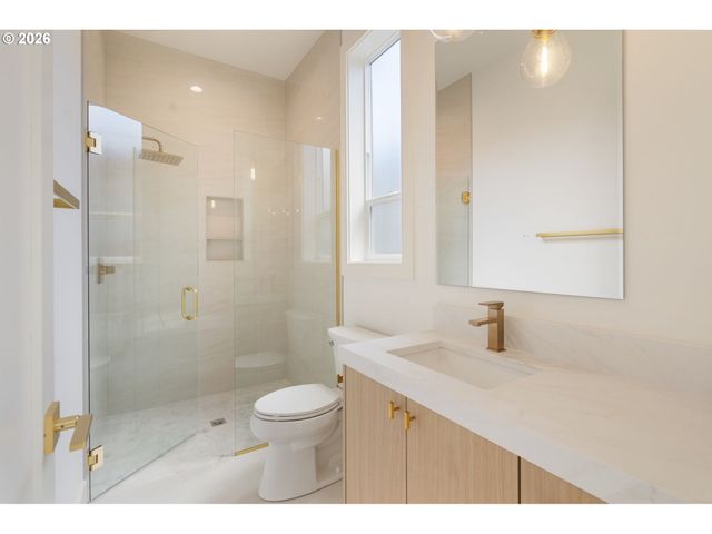 12310 Ne 66th Ct, Vancouver, WA 98686