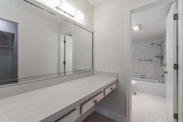 2551 Aragon Boulevard 406, Sunrise, FL 33322