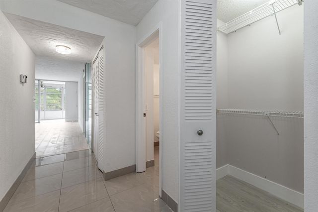 2551 Aragon Boulevard 406, Sunrise, FL 33322