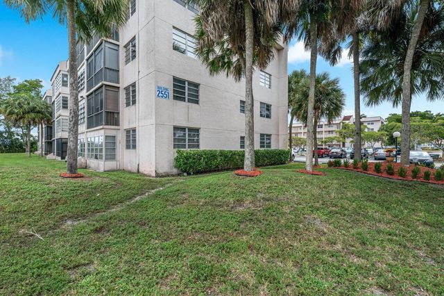 2551 Aragon Boulevard 406, Sunrise, FL 33322