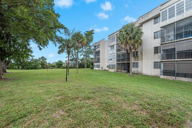 2551 Aragon Boulevard 406, Sunrise, FL 33322