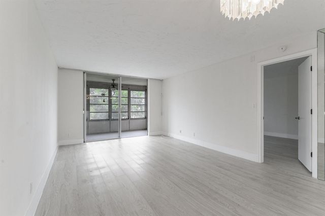 2551 Aragon Boulevard 406, Sunrise, FL 33322
