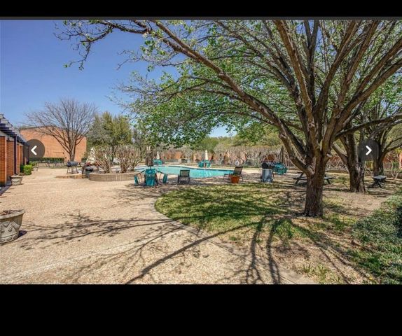 504 E Avenue J D, Grand Prairie, TX 75050