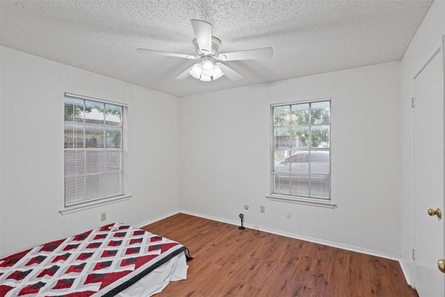 2212 Merrick Street, Fort Worth, TX 76107