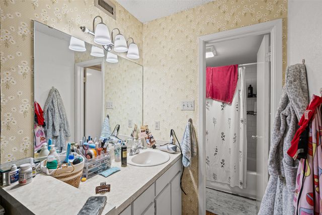 2212 Merrick Street, Fort Worth, TX 76107