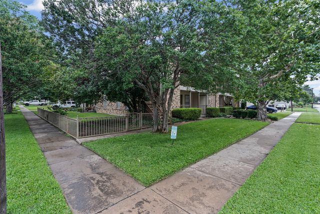 2212 Merrick Street, Fort Worth, TX 76107